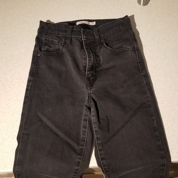 COPY - Levi Mile High Super Skinny Jean's - Picture 3 of 7